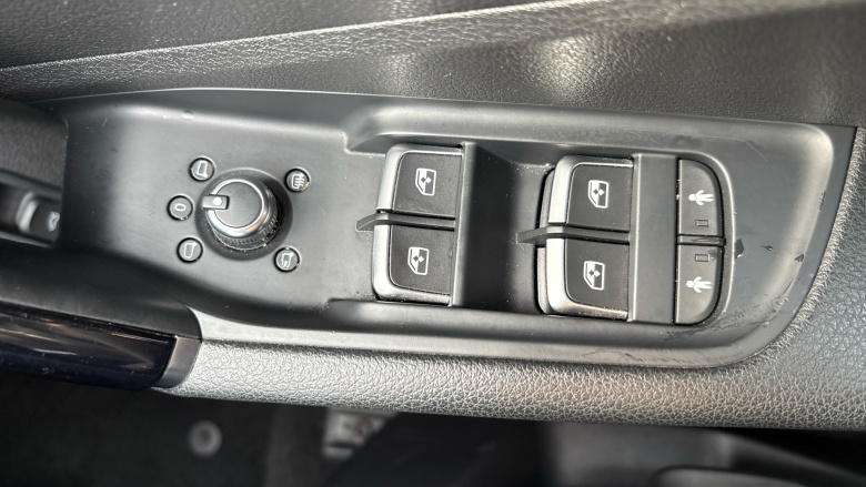 Audi Q2 30 TFSI Black Edition 5dr Petrol Estate